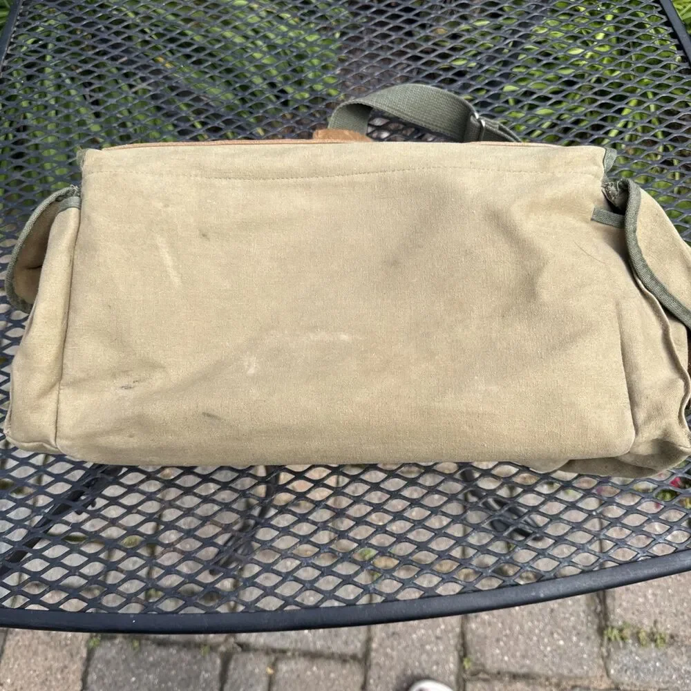 Vintage ORVIS Canvas Leather Duffle Fishing Shoulder Bag Khaki Made USA